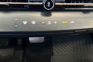 Nissan Ariya esikatselu 20