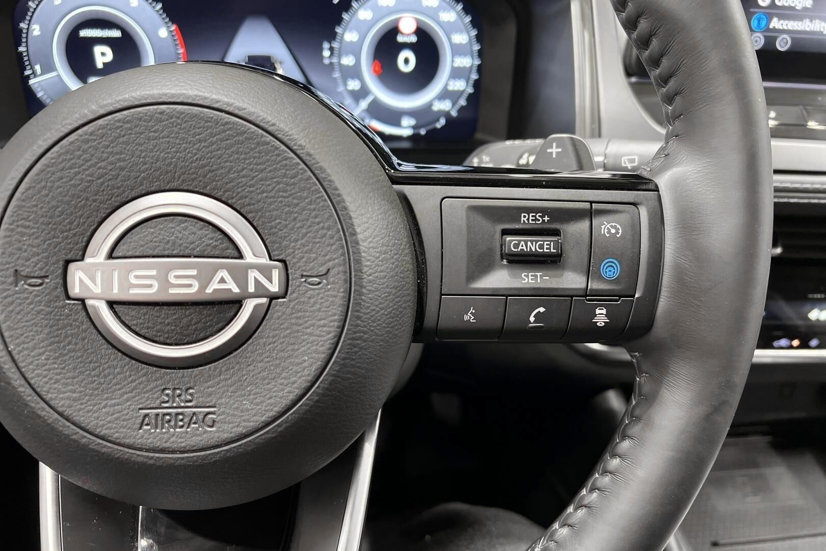 Nissan Qashqai iso kuva 24