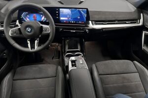 BMW iX1 esikatselu 10