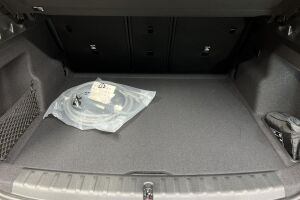 BMW iX1 esikatselu 11