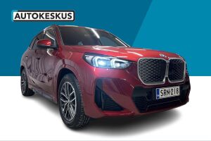 BMW iX1 esikatselu 2