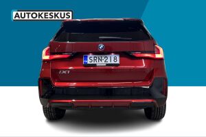 BMW iX1 esikatselu 5