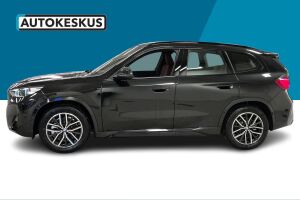 BMW iX1 esikatselu 16