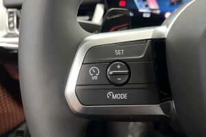 BMW iX2 esikatselu 16