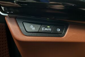 BMW iX2 esikatselu 18