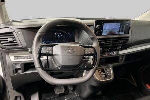 Toyota Proace esikatselu 10