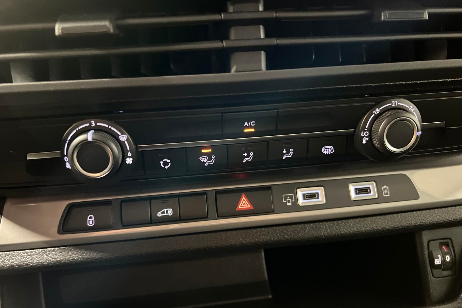 Toyota Proace iso kuva 15