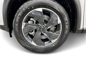 Nissan X-Trail esikatselu 12