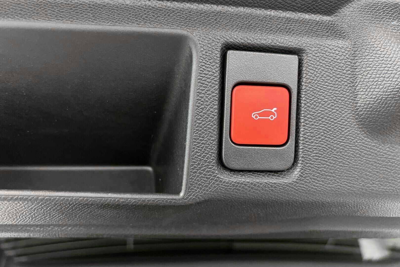 Opel Grandland iso kuva 13