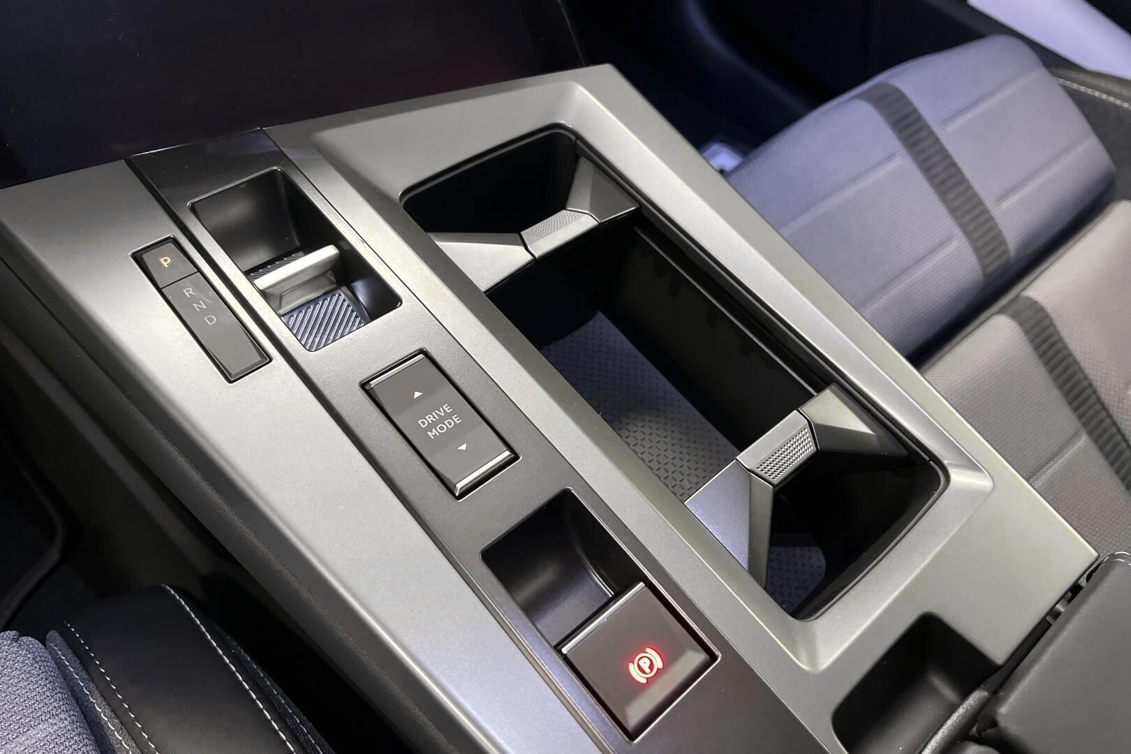 Opel Grandland iso kuva 20