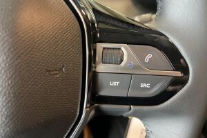 Peugeot 208 esikatselu 16