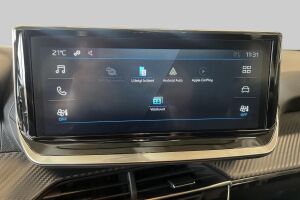 Peugeot 208 esikatselu 18