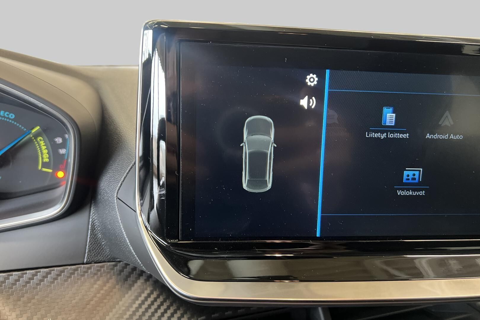 Peugeot 208 iso kuva 19