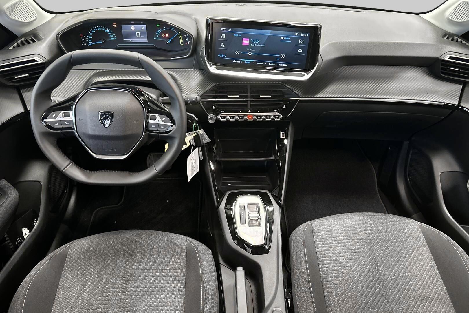 Peugeot 208 iso kuva 8