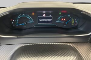 Peugeot 208 esikatselu 12