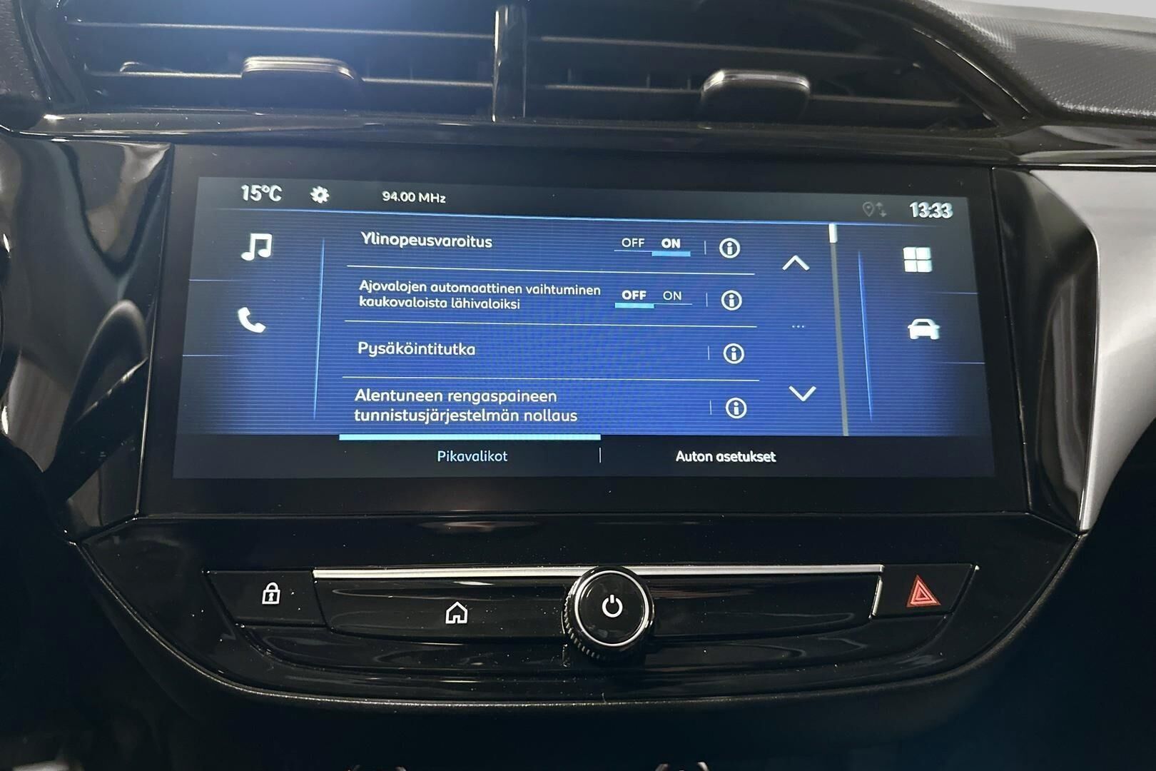 Opel CORSA iso kuva 17