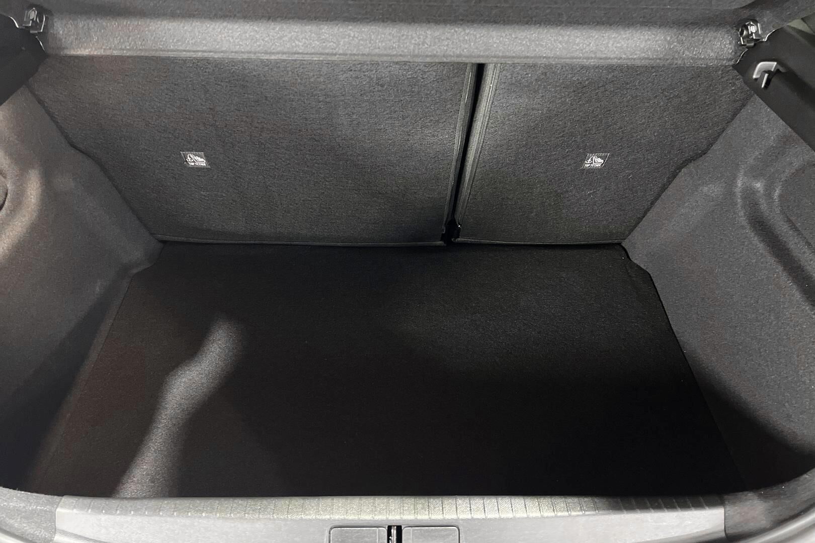 Opel Corsa iso kuva 11
