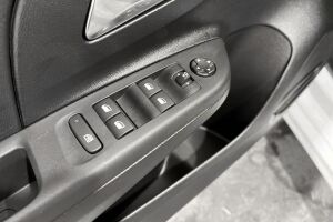Opel Corsa esikatselu 13