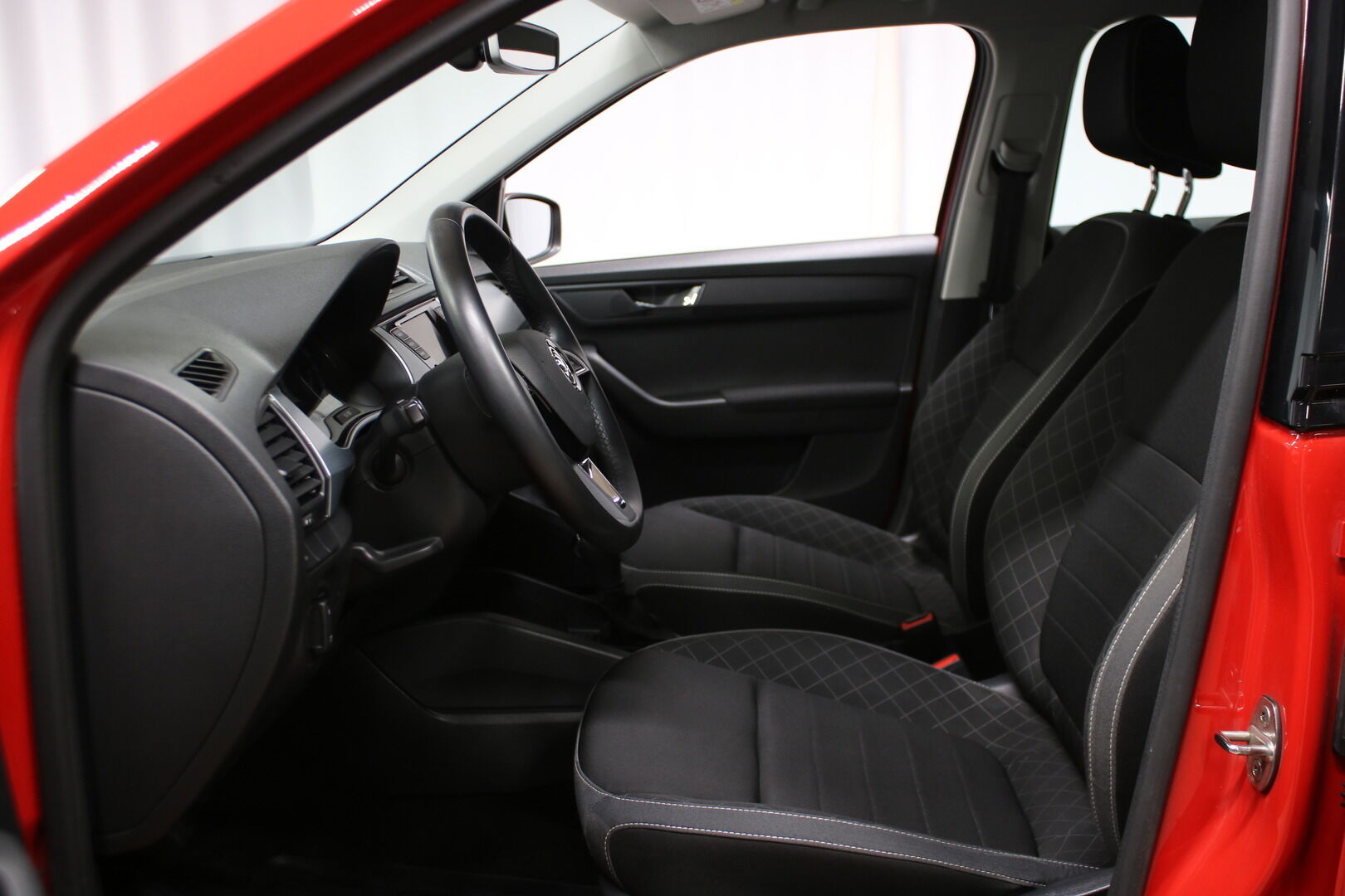 Skoda Fabia iso kuva 3