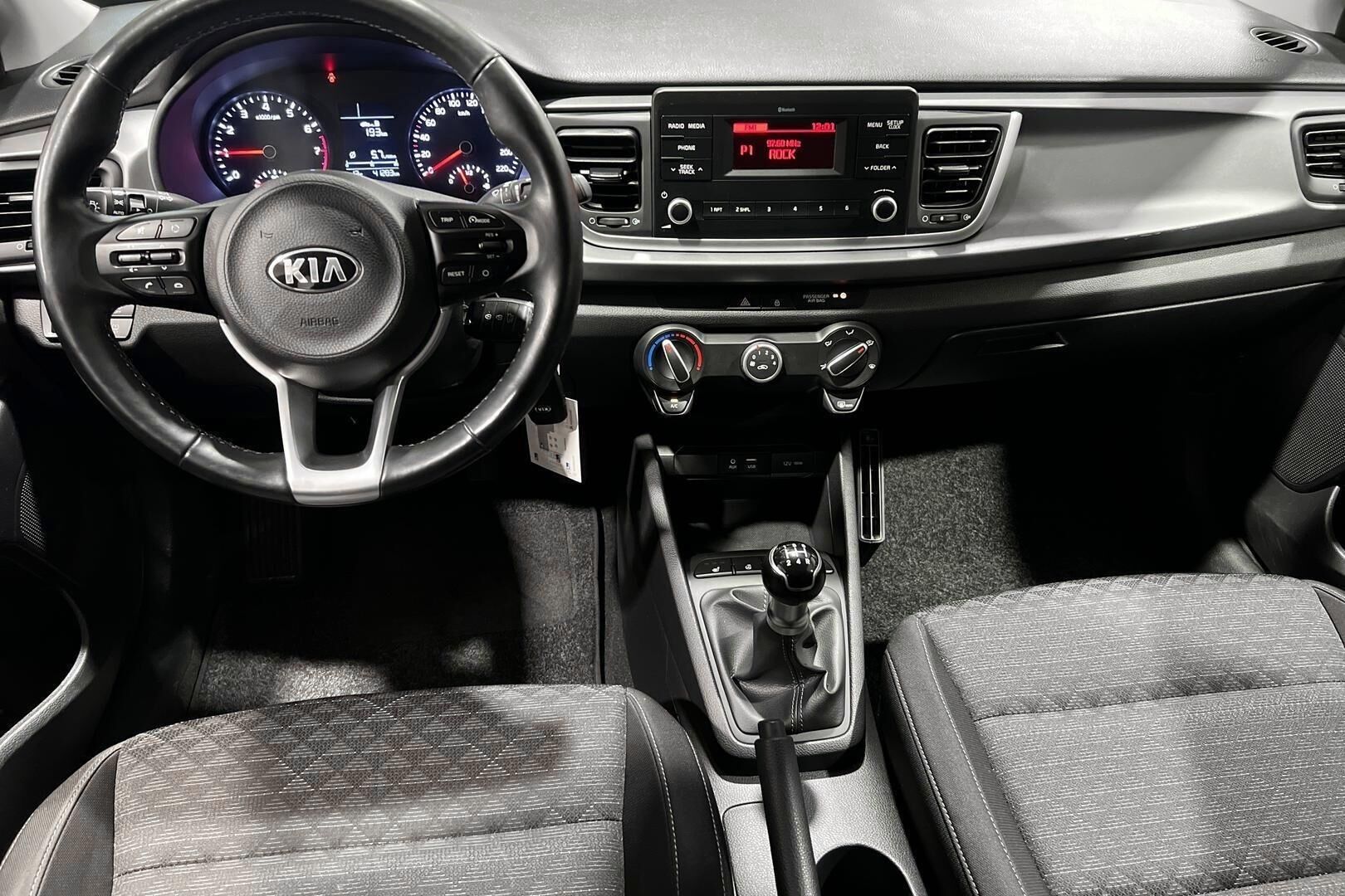 Kia Rio iso kuva 11
