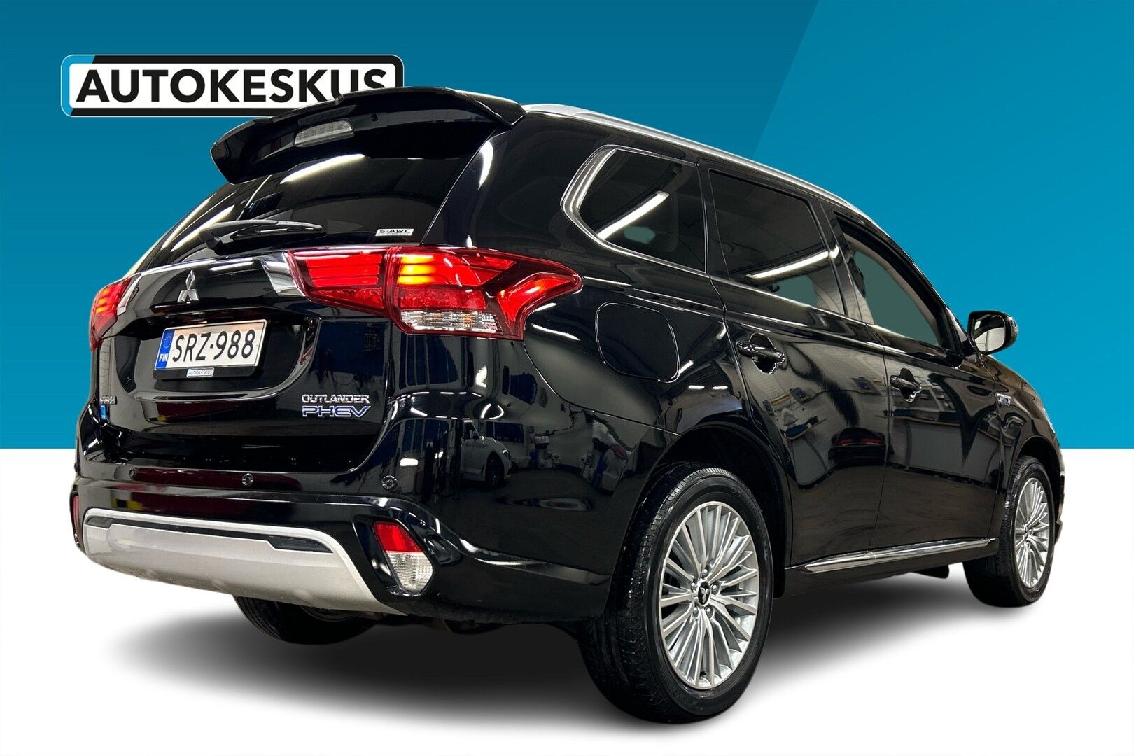 Mitsubishi Outlander PHEV iso kuva 1