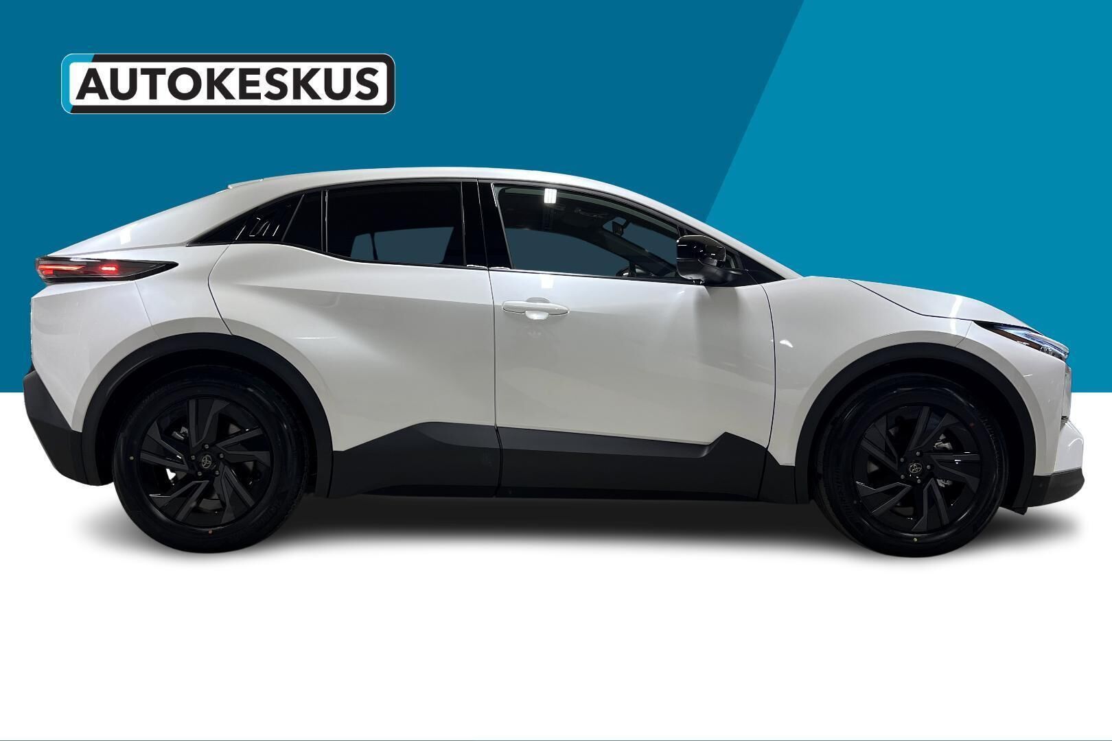 Toyota C-HR+ iso kuva 2