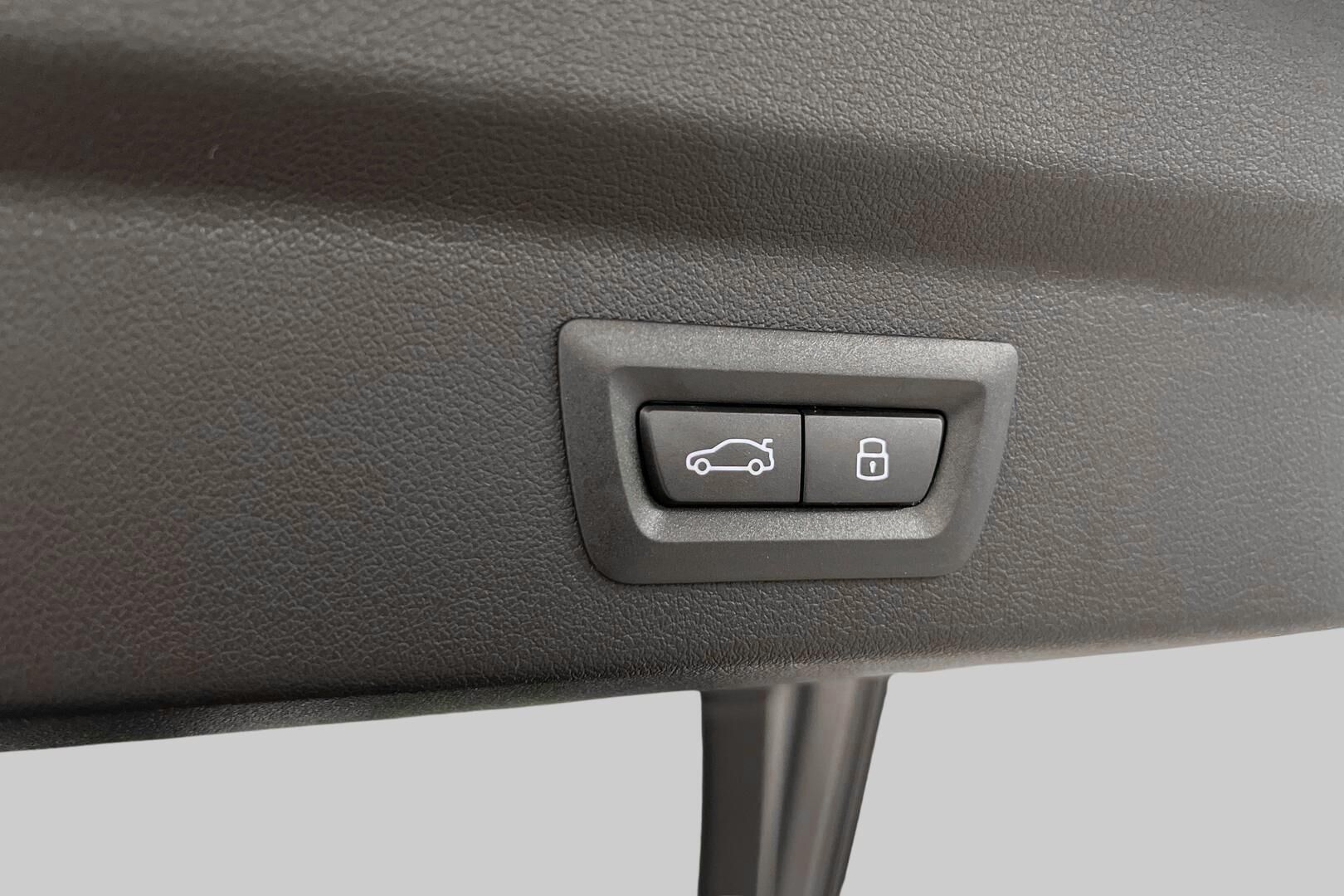 BMW iX2 iso kuva 14
