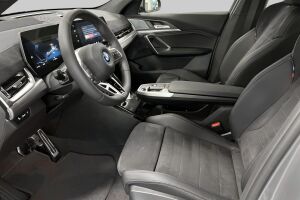 BMW iX2 esikatselu 8