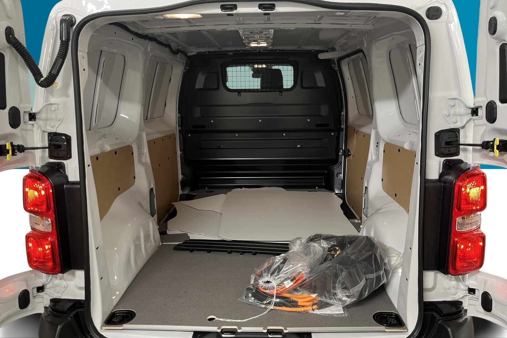 Toyota Proace iso kuva 11