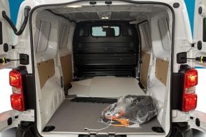 Toyota Proace esikatselu 11