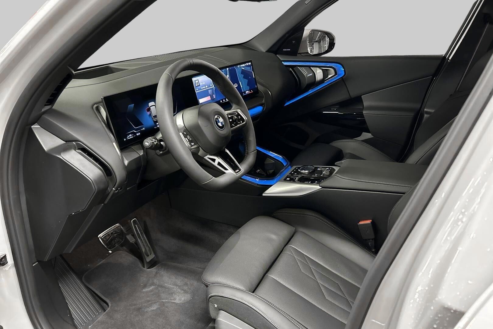 BMW X3 iso kuva 8