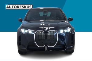 BMW iX esikatselu 1
