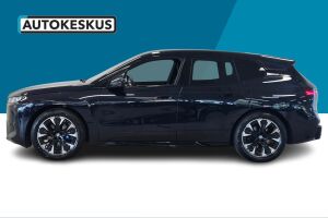 BMW iX esikatselu 7