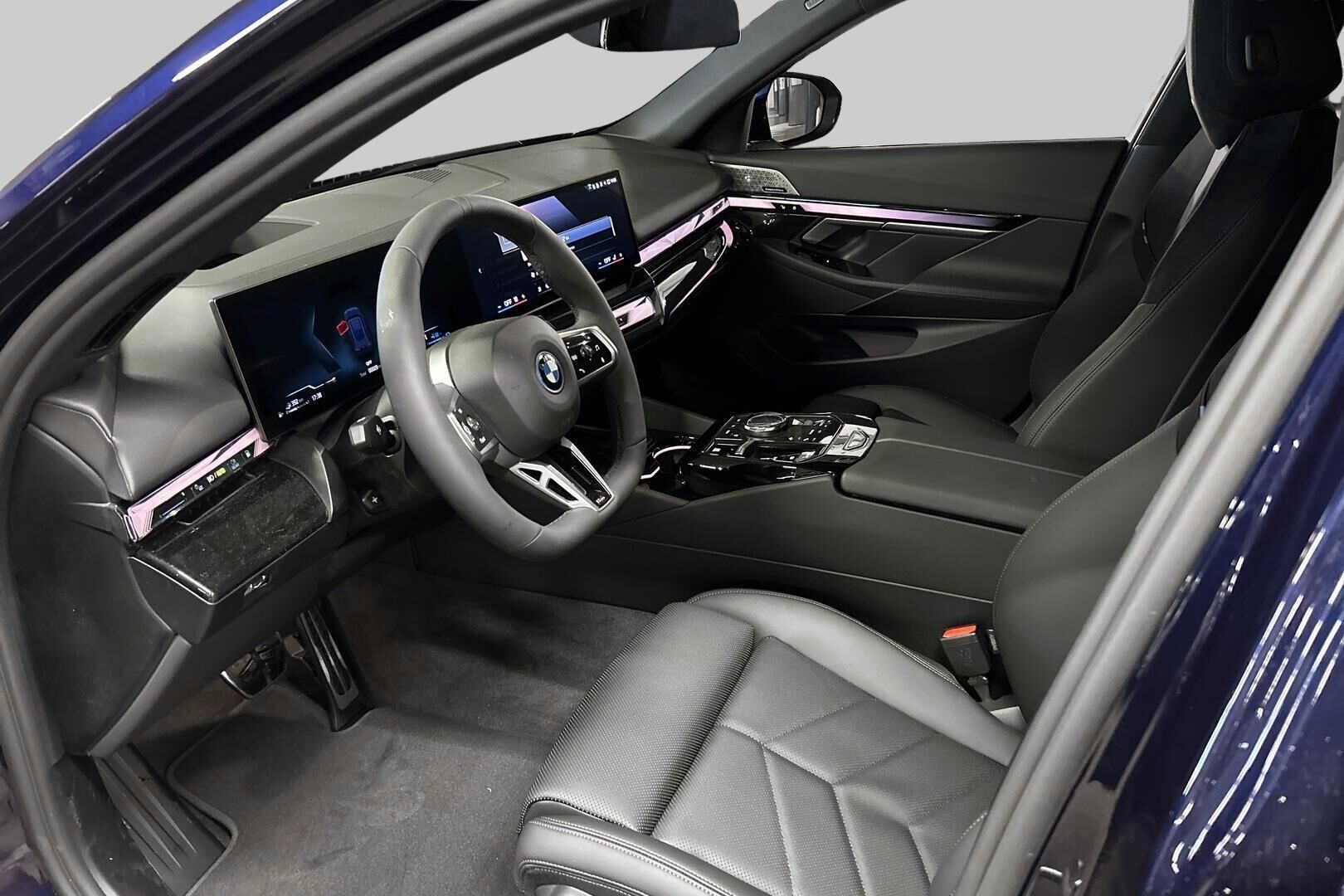 BMW 5-sarja iso kuva 25