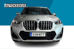 BMW X1 esikatselu 1