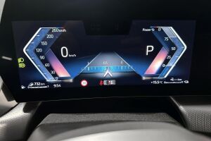 BMW X1 esikatselu 30