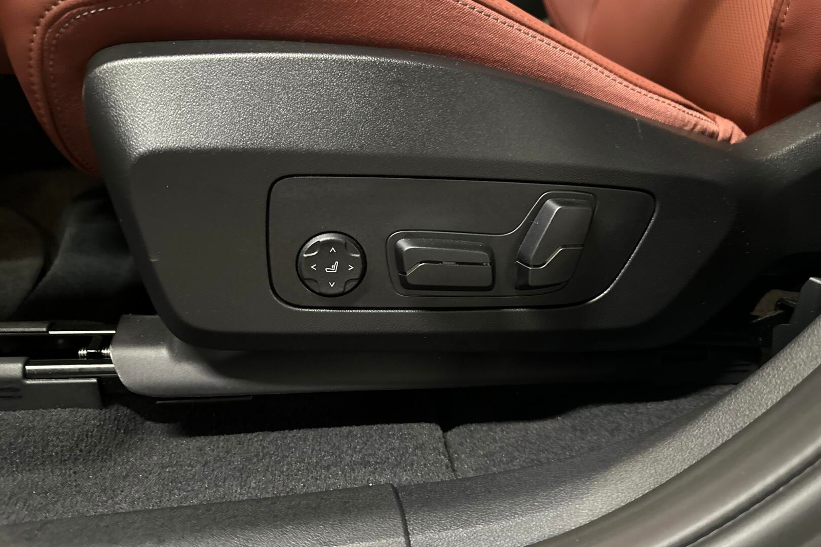 BMW X1 iso kuva 23