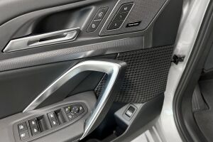 BMW X1 esikatselu 14