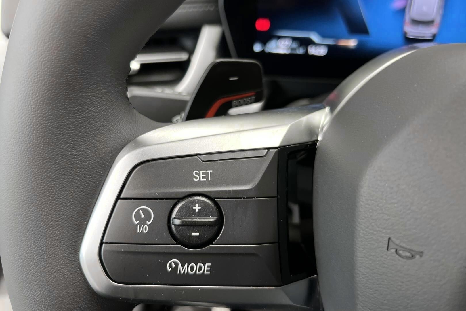 BMW X1 iso kuva 16