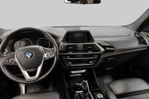BMW X3 esikatselu 11