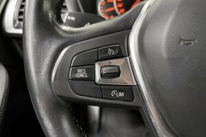 BMW X3 esikatselu 17