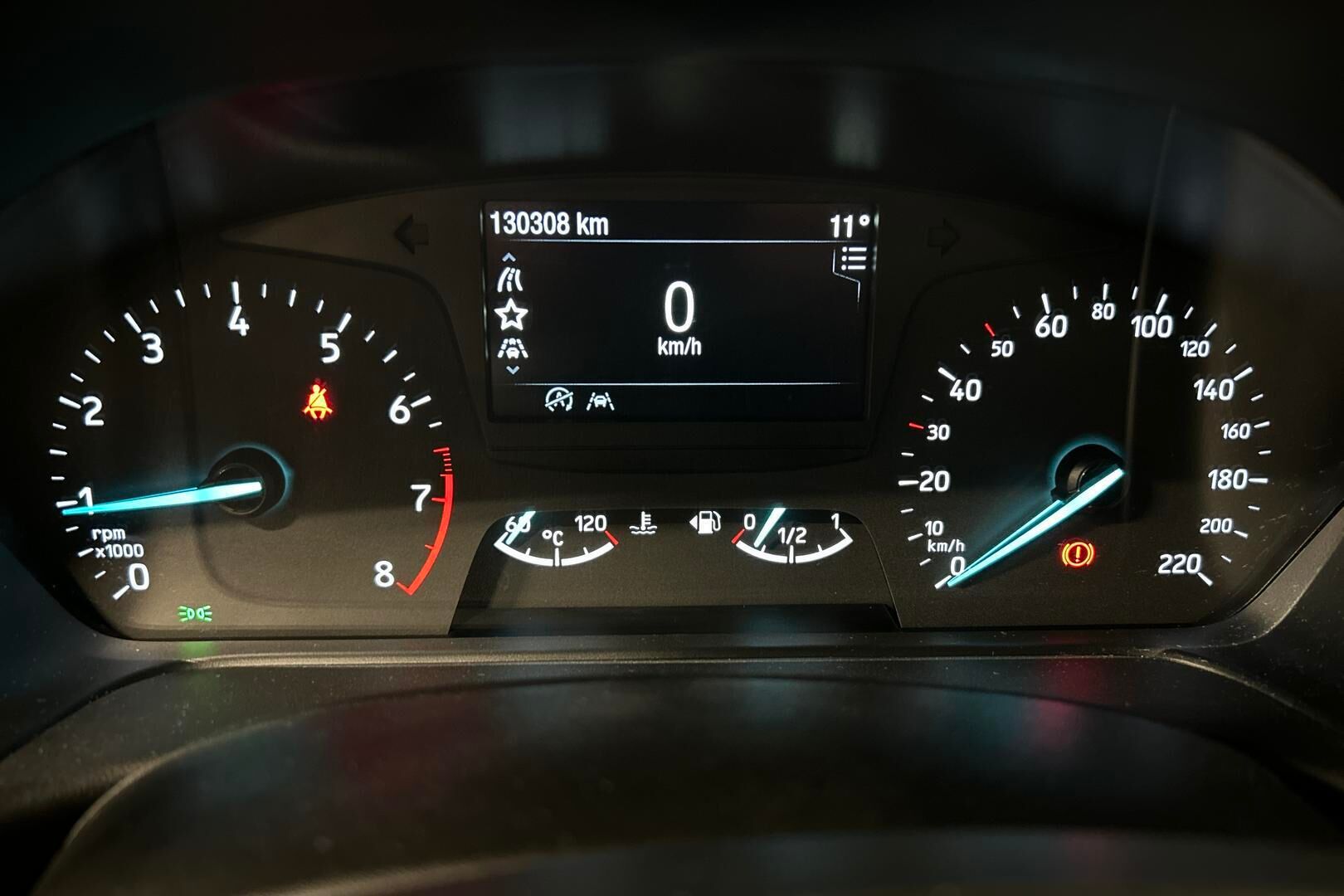 Ford Fiesta iso kuva 14