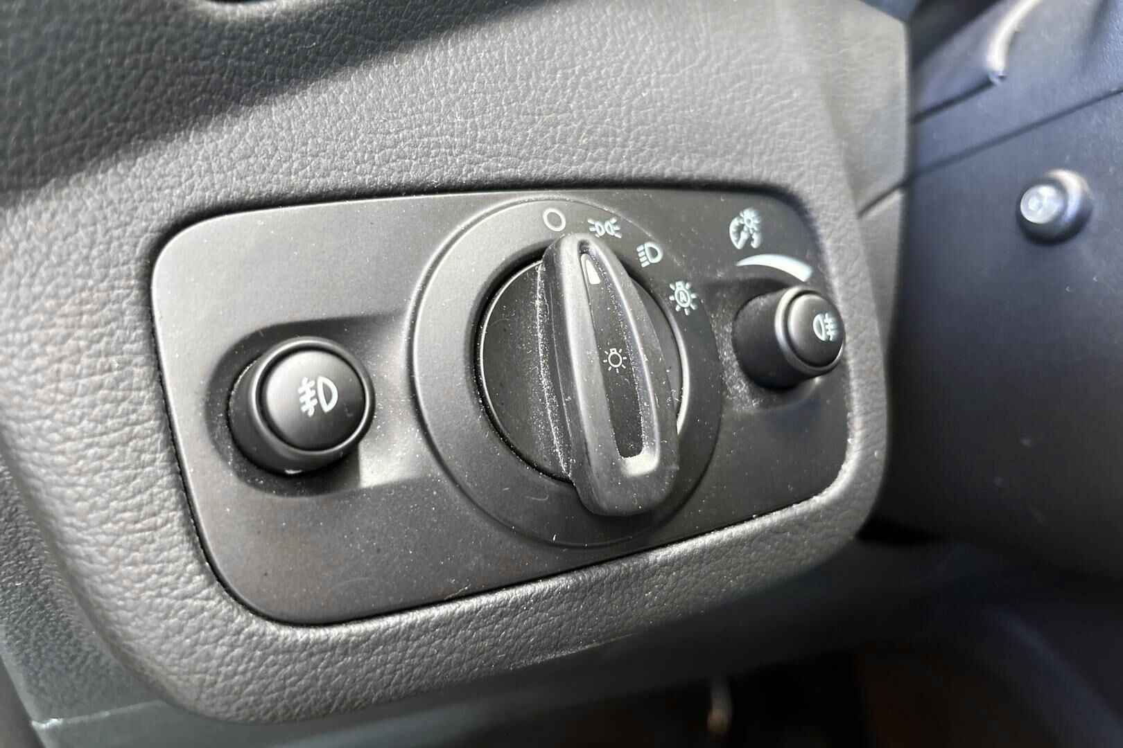 Ford Kuga iso kuva 29