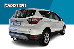 Ford Kuga esikatselu 5