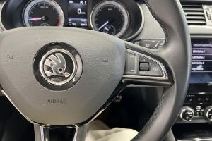 Skoda Octavia esikatselu 30