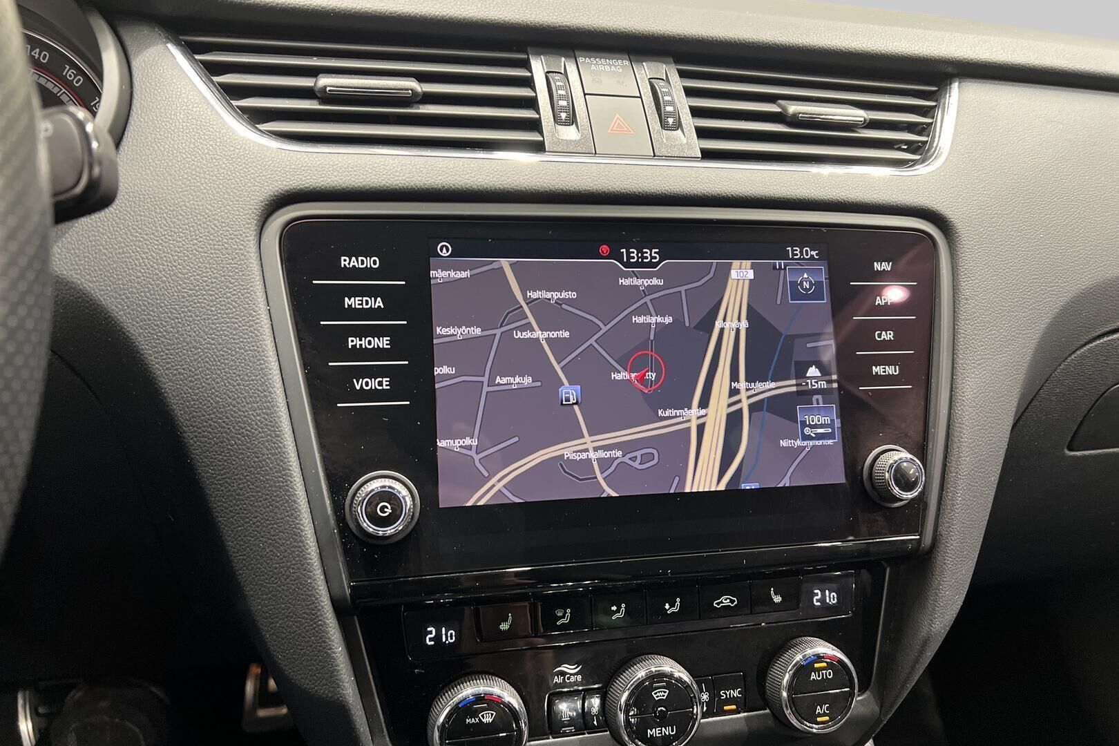 Skoda Octavia iso kuva 15