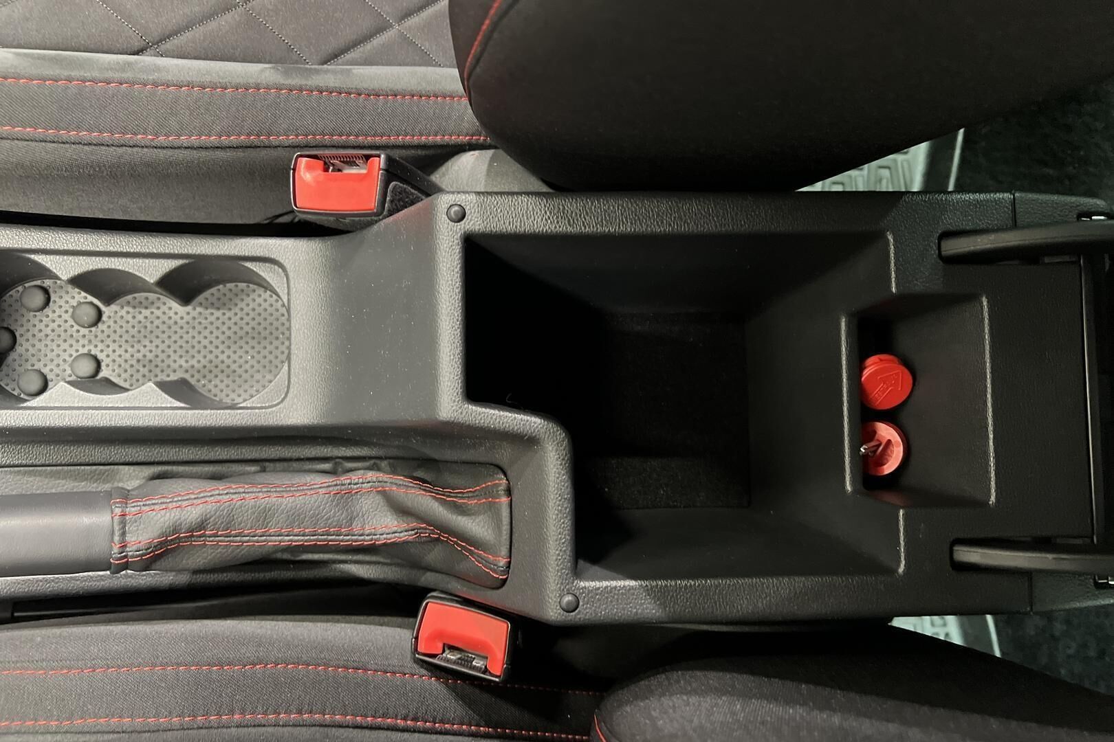 Skoda Octavia iso kuva 23