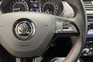 Skoda Octavia esikatselu 24