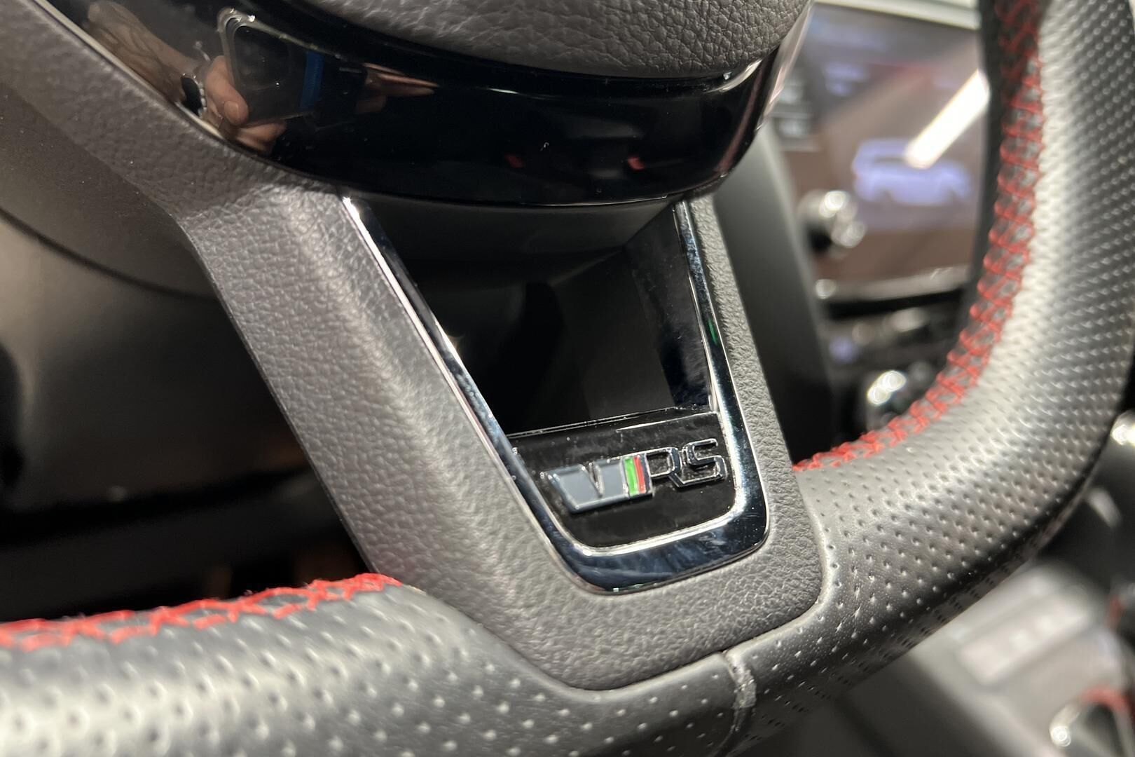 Skoda Octavia iso kuva 29