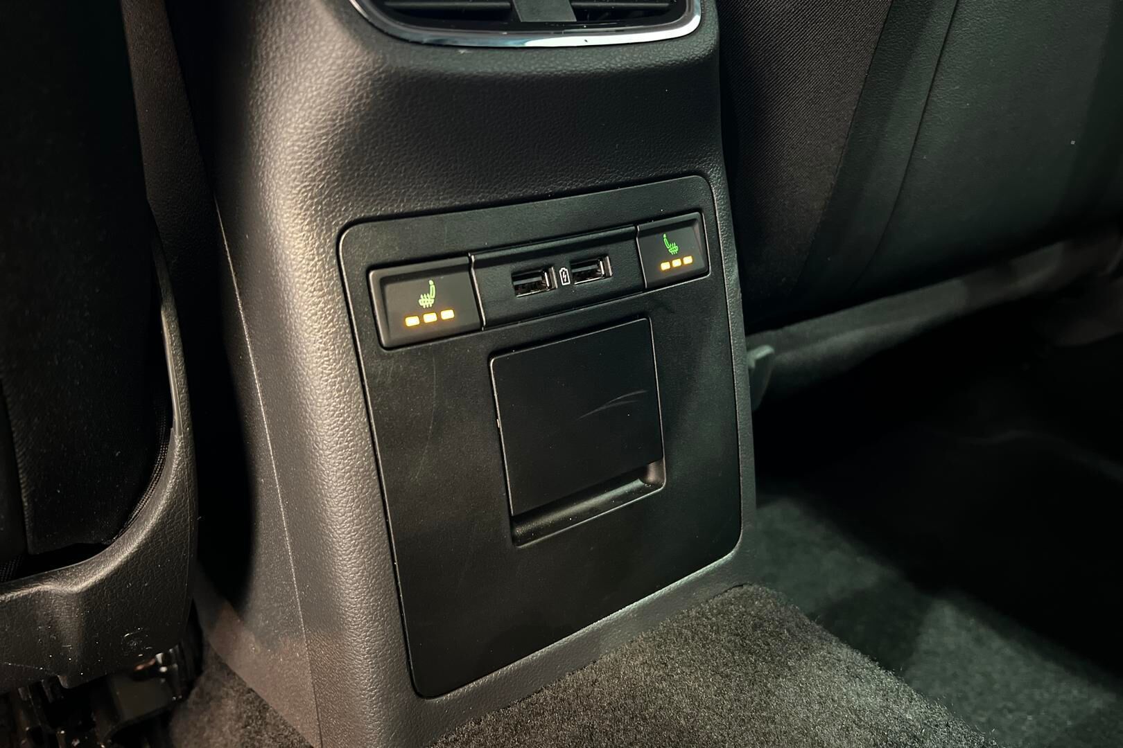 Skoda Octavia iso kuva 25